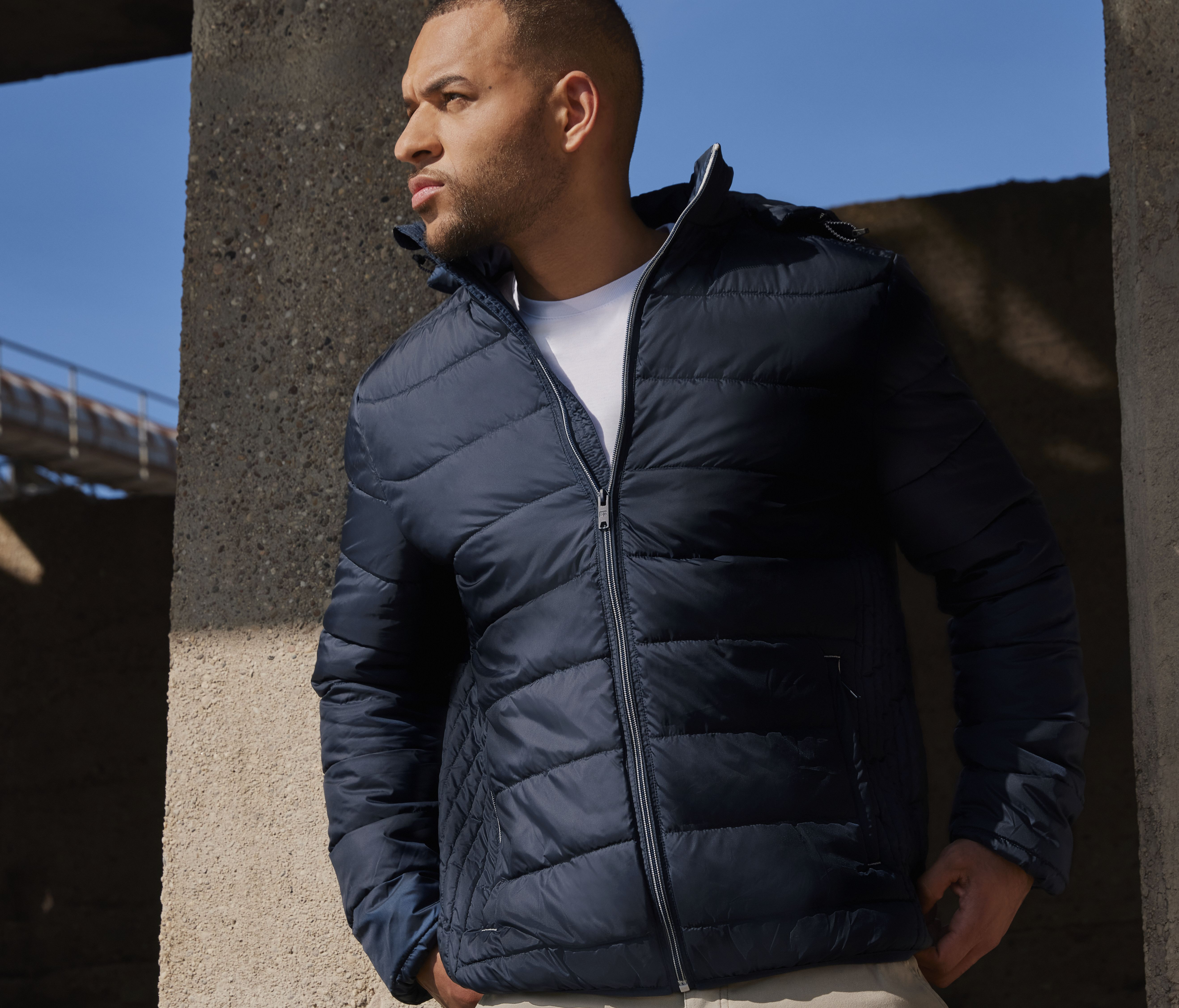 MEN'S HOODED NANO JACKET